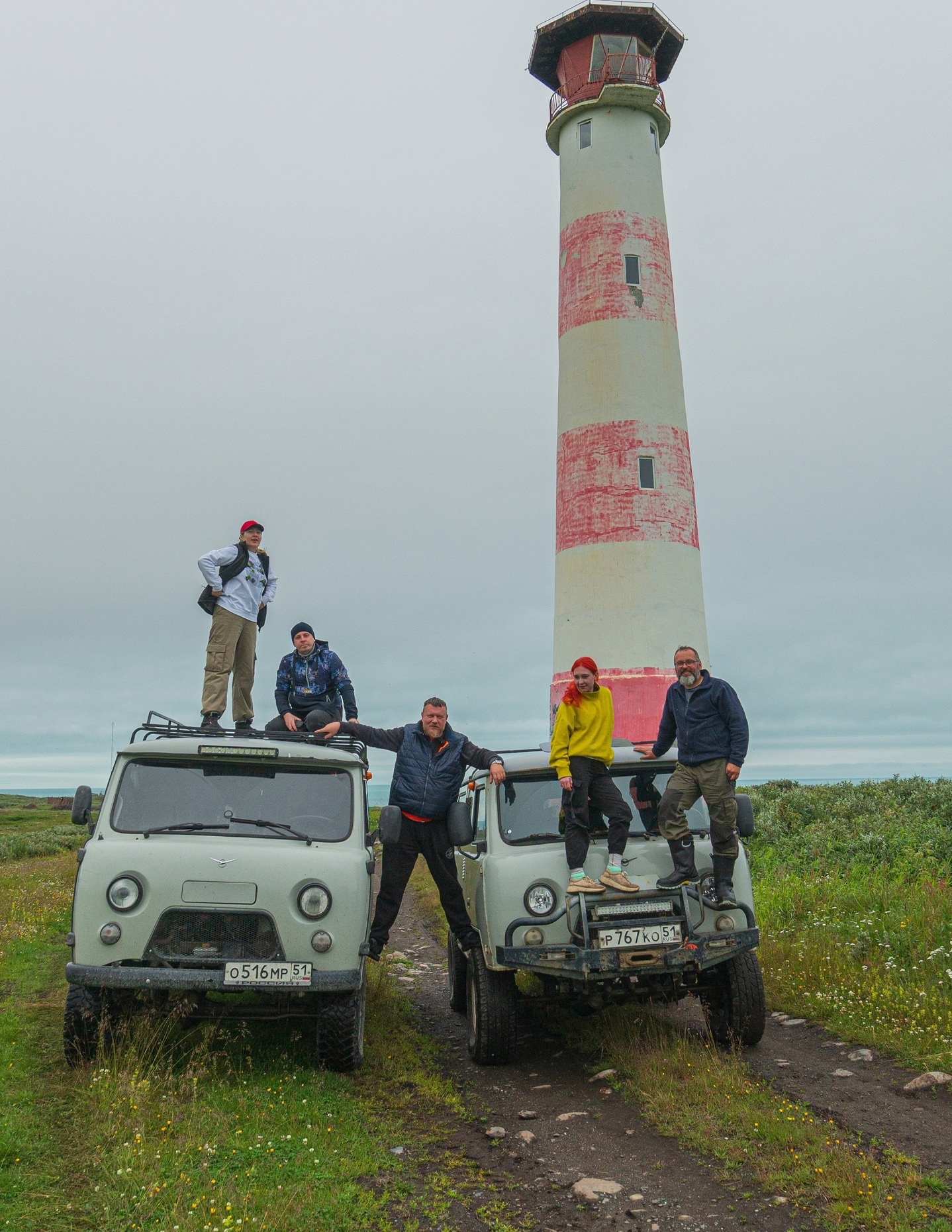Большой выбор внедорожной техники.  Это отличная возможность прокатиться по бездорожью с ветерком! 
Путешествие 