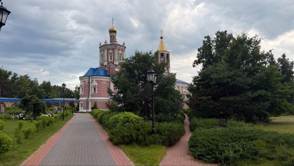 Монастырь