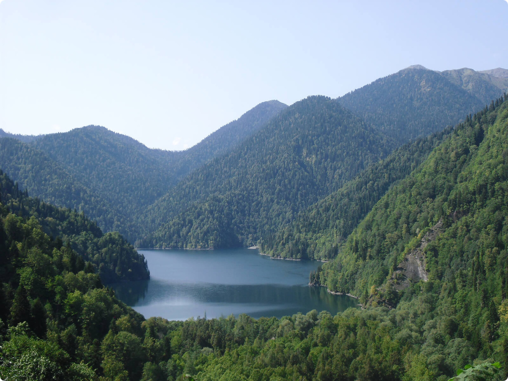 Озеро в горах