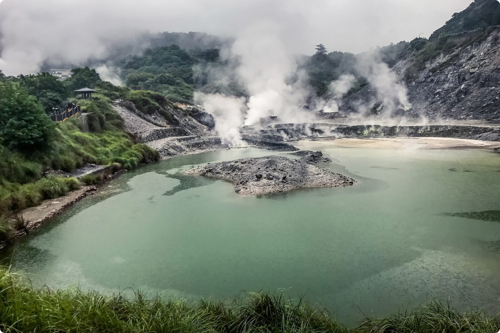 Озеро в горах