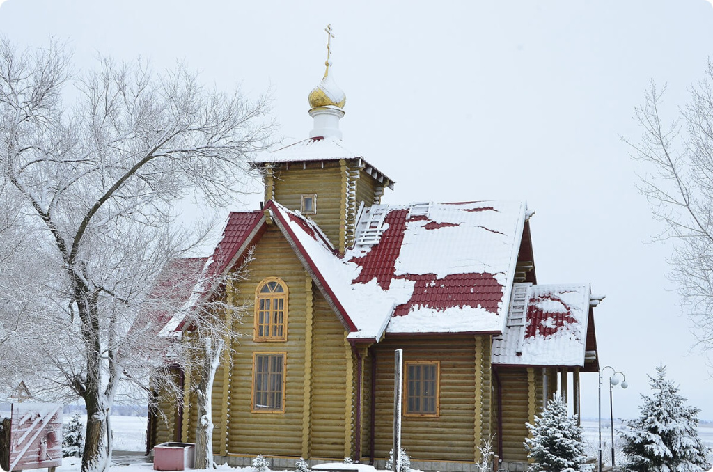 Храм