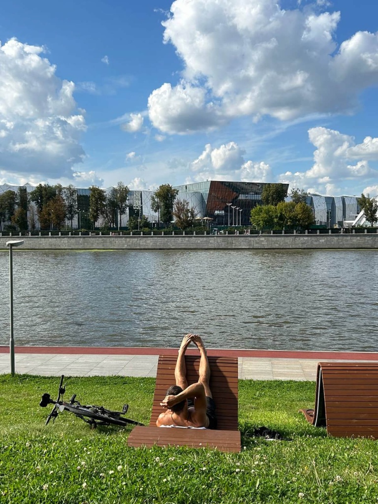 Река