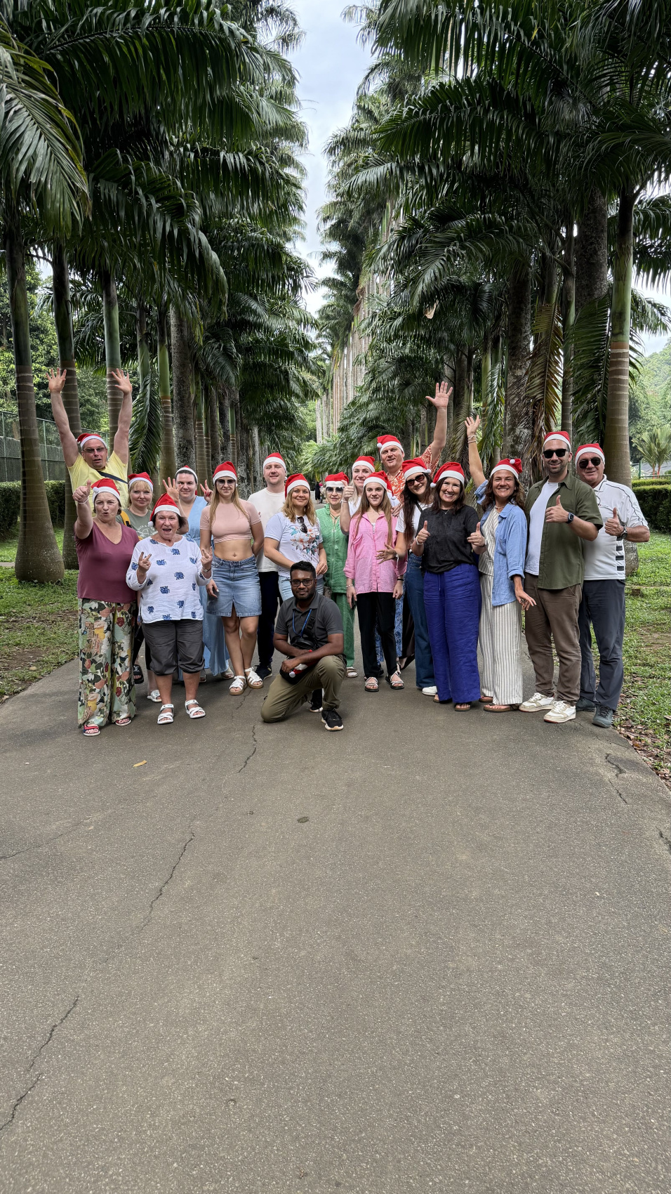 Wow! Цейлон! В погоне за приключениями: киты, горы, чай и святыни (57/96)