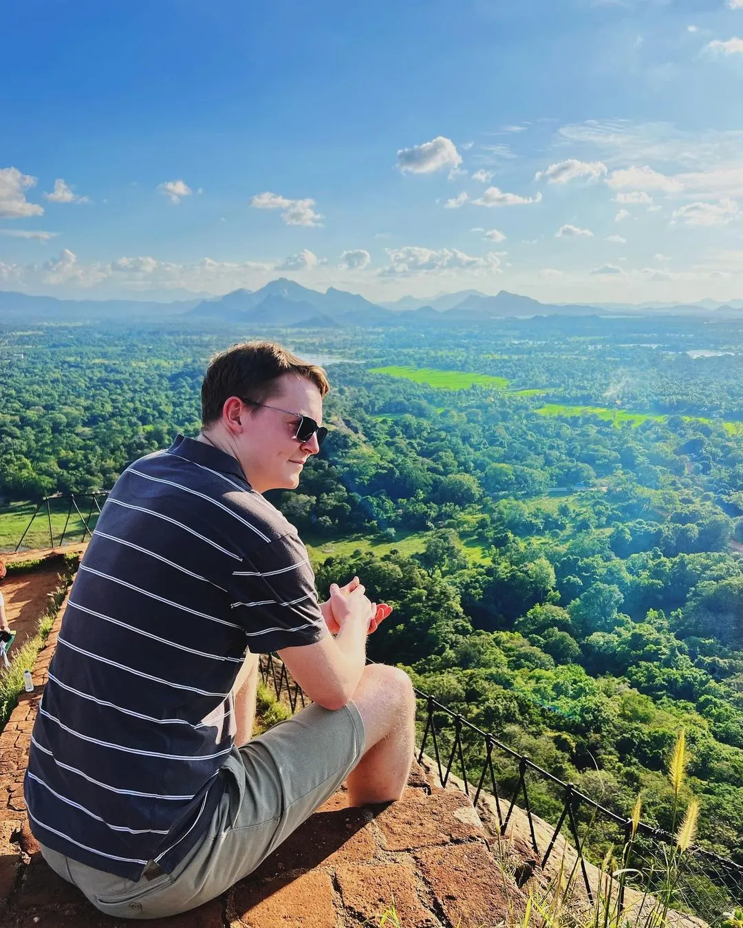 Wow! Цейлон! В погоне за приключениями: киты, горы, чай и святыни (30/96)