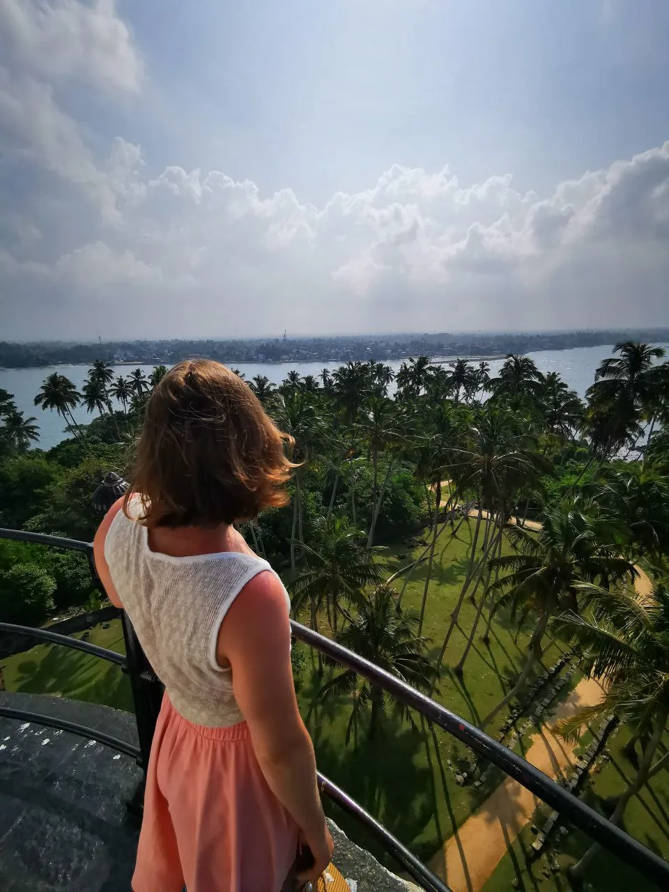 Wow! Цейлон! В погоне за приключениями: киты, горы, чай и святыни (52/96)