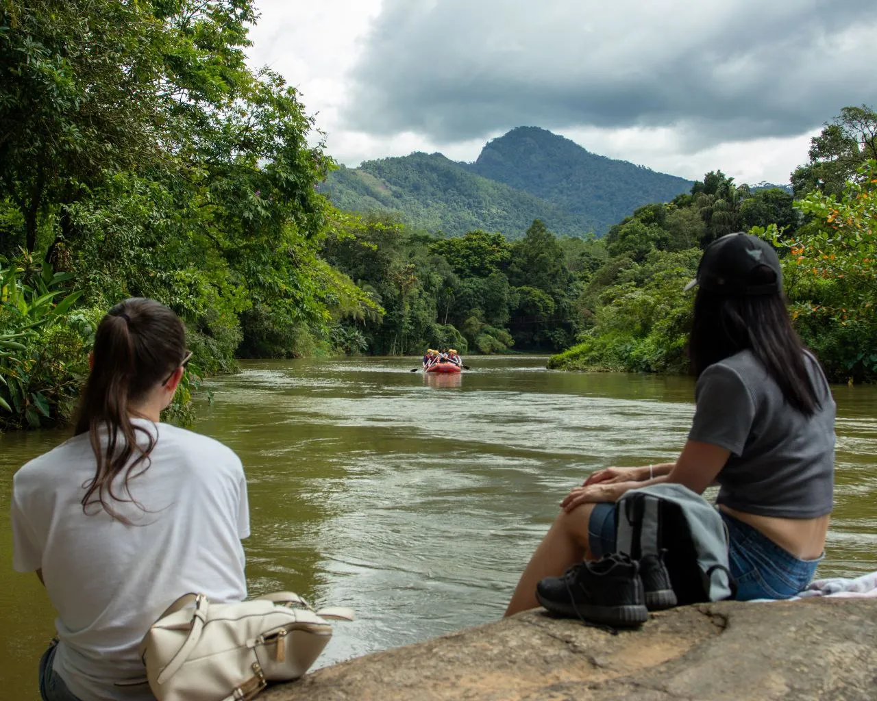 Wow! Цейлон! В погоне за приключениями: киты, горы, чай и святыни (40/96)
