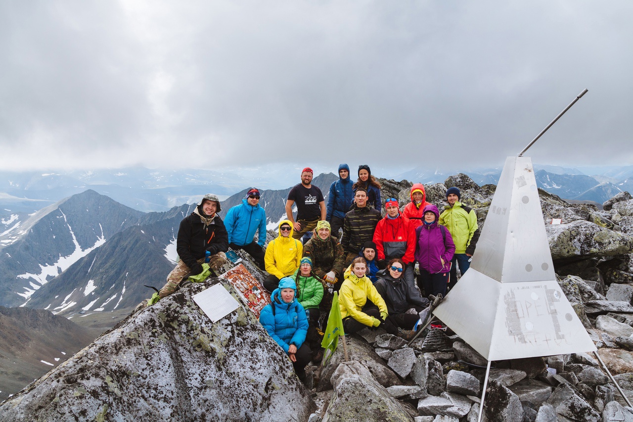 Приполярный Урал: горы Народная и Манарага (5/45)