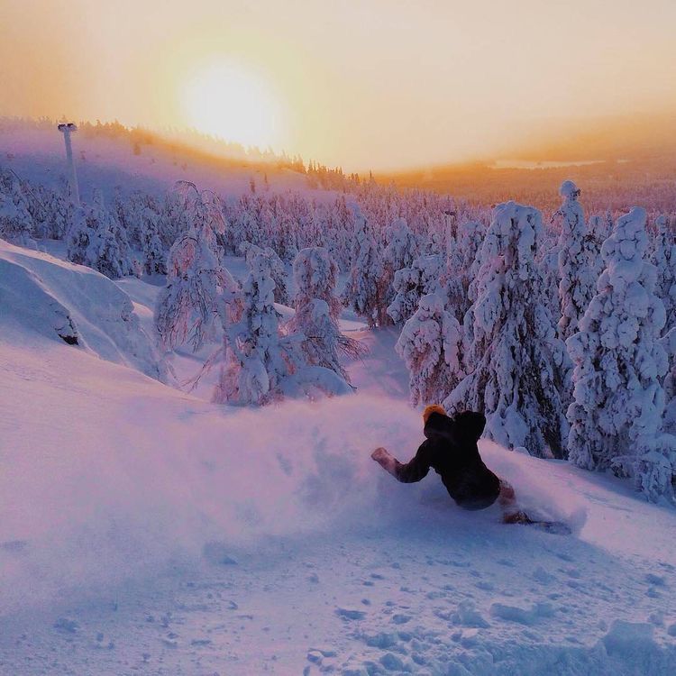 Тиндер тур в Шерегеш: в пещеры на снегоходах, фрирайд, парапланы (3/100)