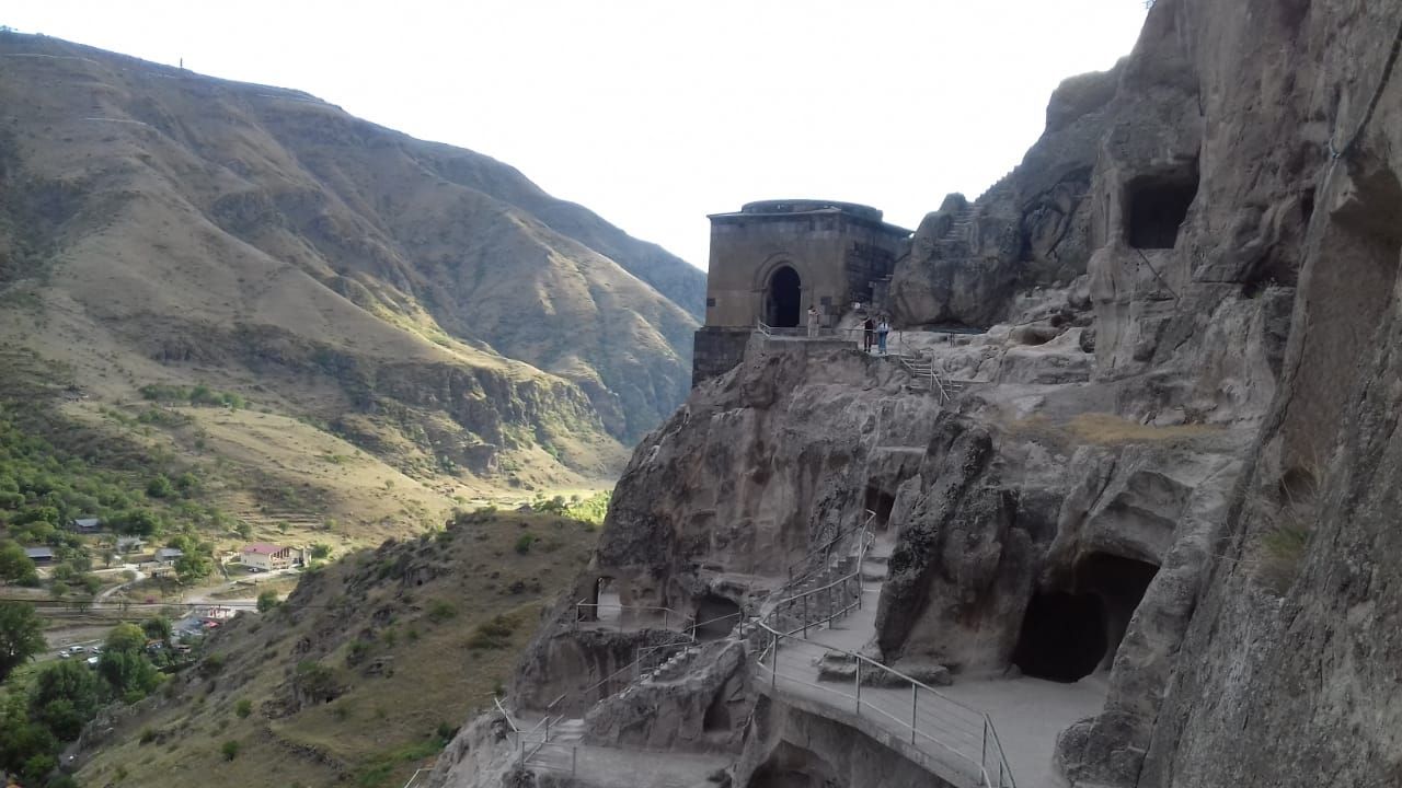 Фантастическая Грузия! 7 дней ярких впечатлений с душевным гидом Сандро (91/420)