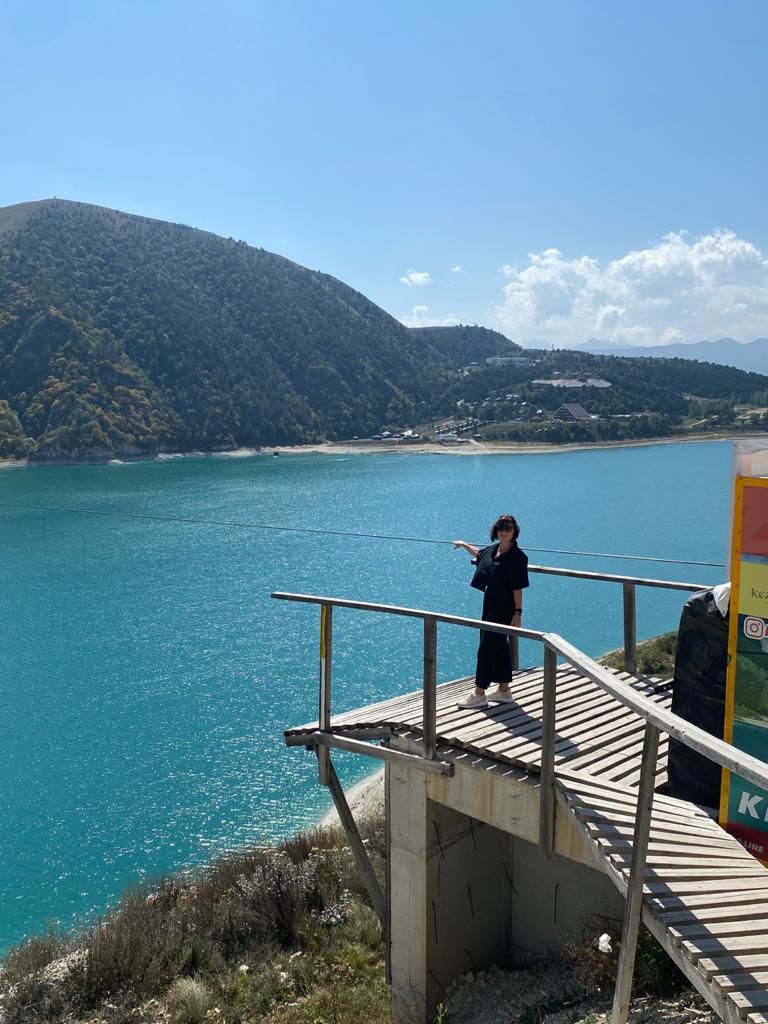 Великолепие гор, кавказская кухня и тёплая компания. Путешествие по трем республикам (4/39)