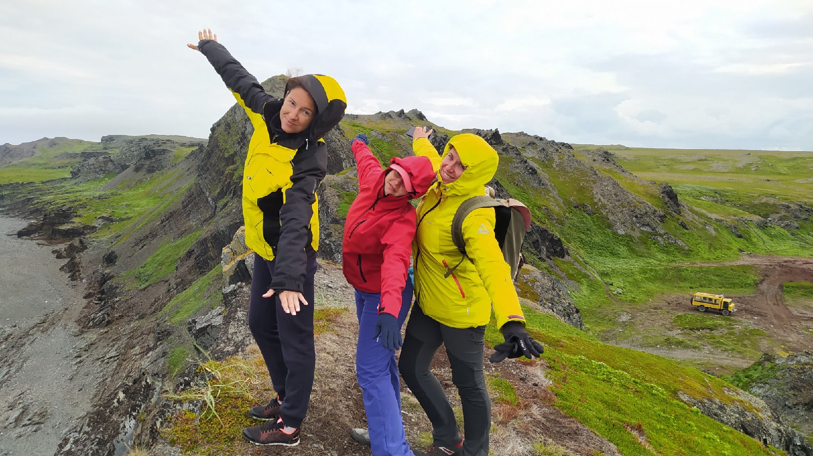 По  полуострову Рыбачий на внедорожном автобусе (2/39)