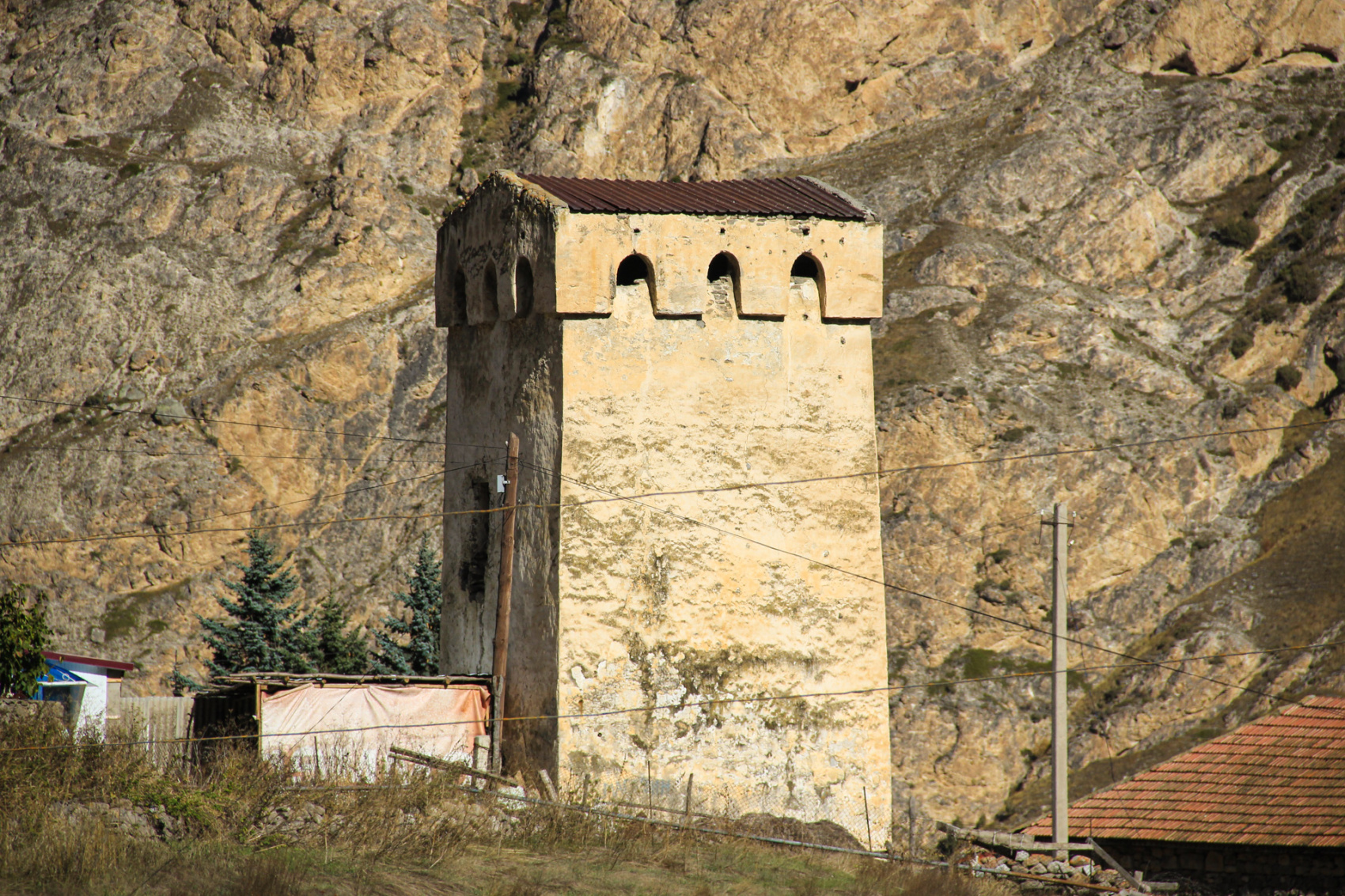 Йога для новичков в уединенных горах Кавказа. Походы без рюкзаков в комфорте (61/103)