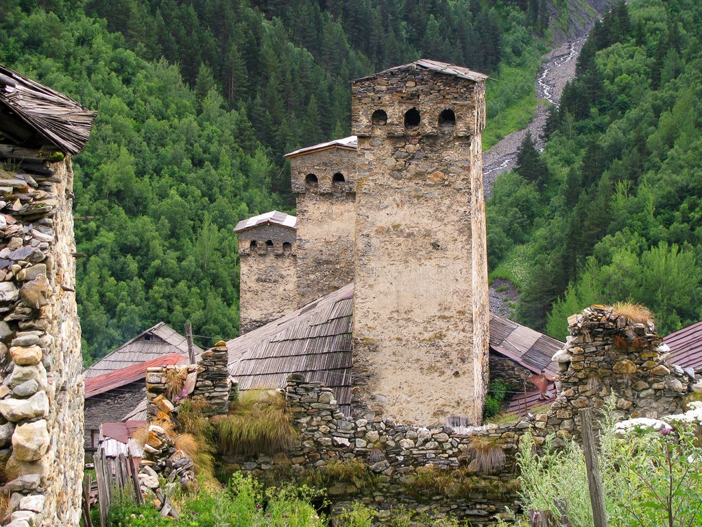 Поход в горы Сванетии, экскурсии и море (4/53)