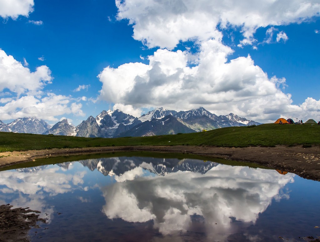 Поход в горы Сванетии, экскурсии и море (23/53)
