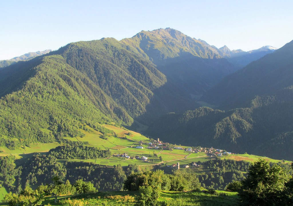 Поход в горы Сванетии, экскурсии и море (12/53)