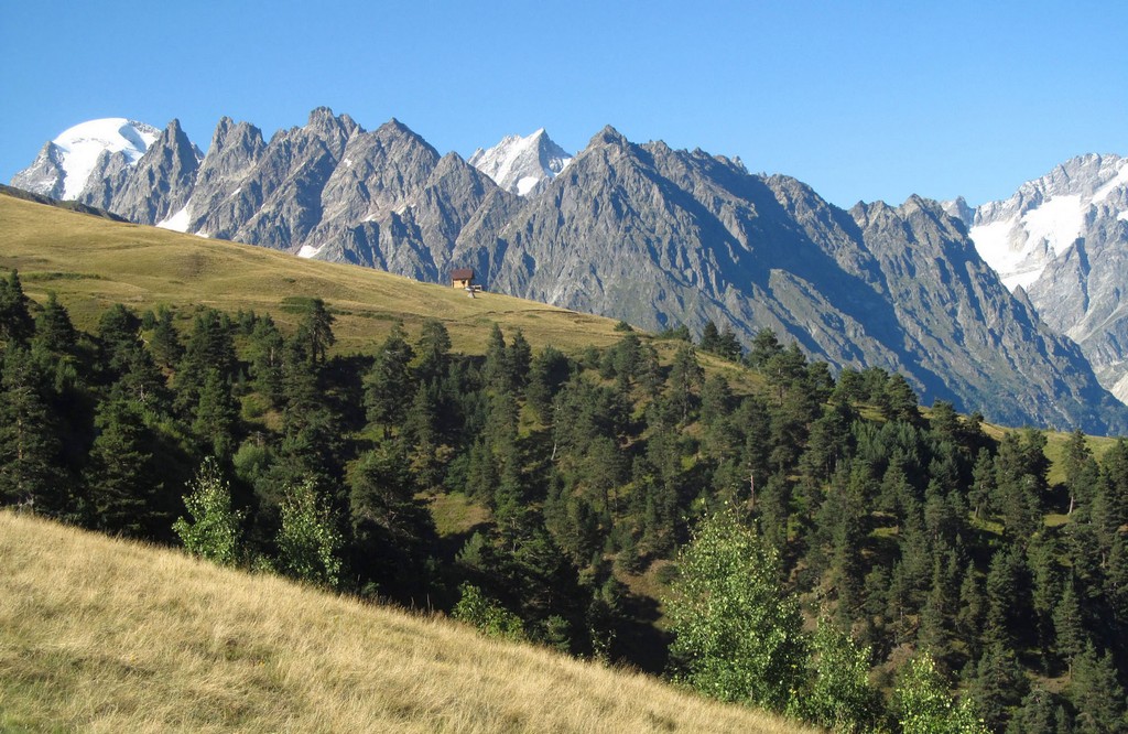 Поход в горы Сванетии, экскурсии и море (25/53)