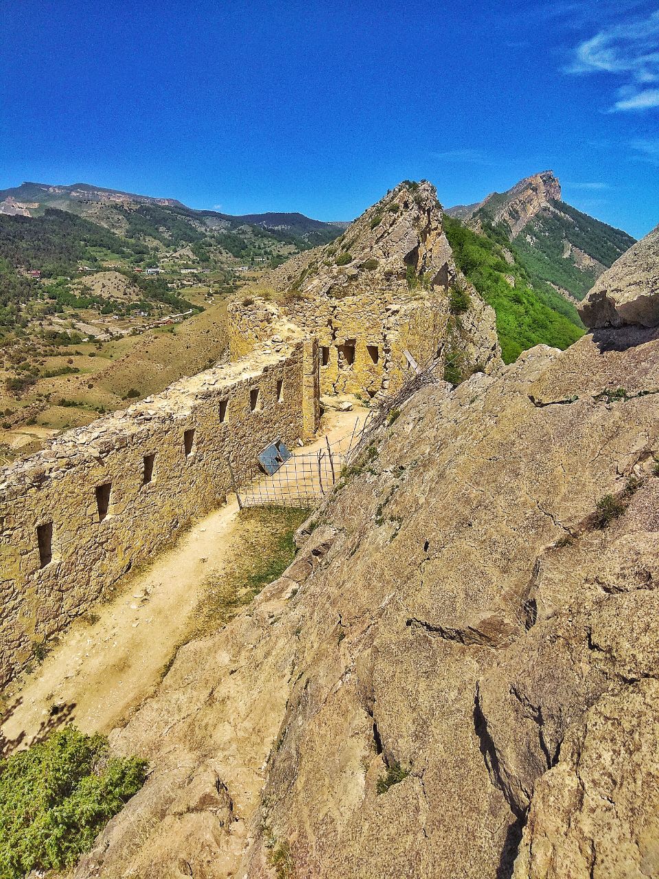 Страна гор (16/64)