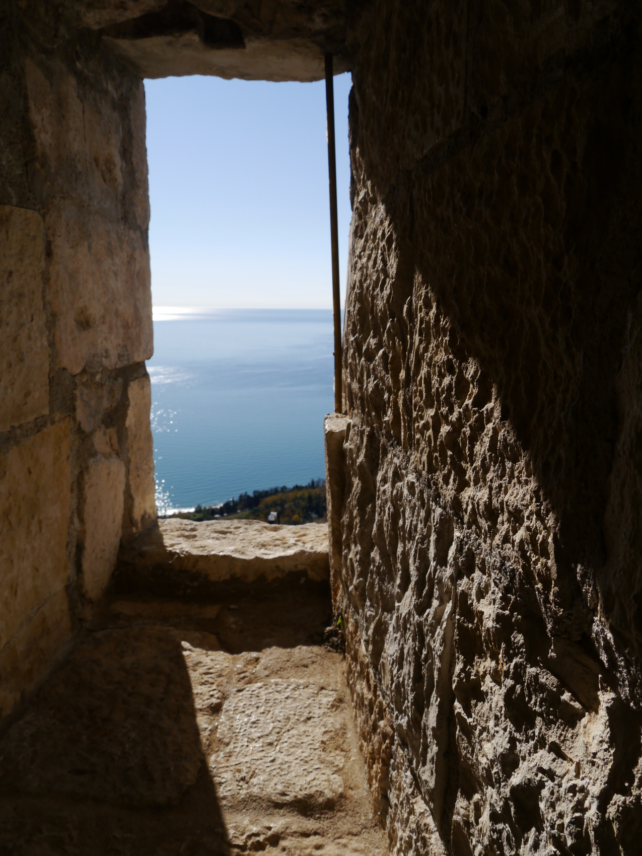 Впервые в Абхазию (26/67)