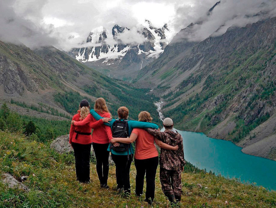 Шавлинское зазеркалье, пеший поход с вьючными лошадьми. (11/76)