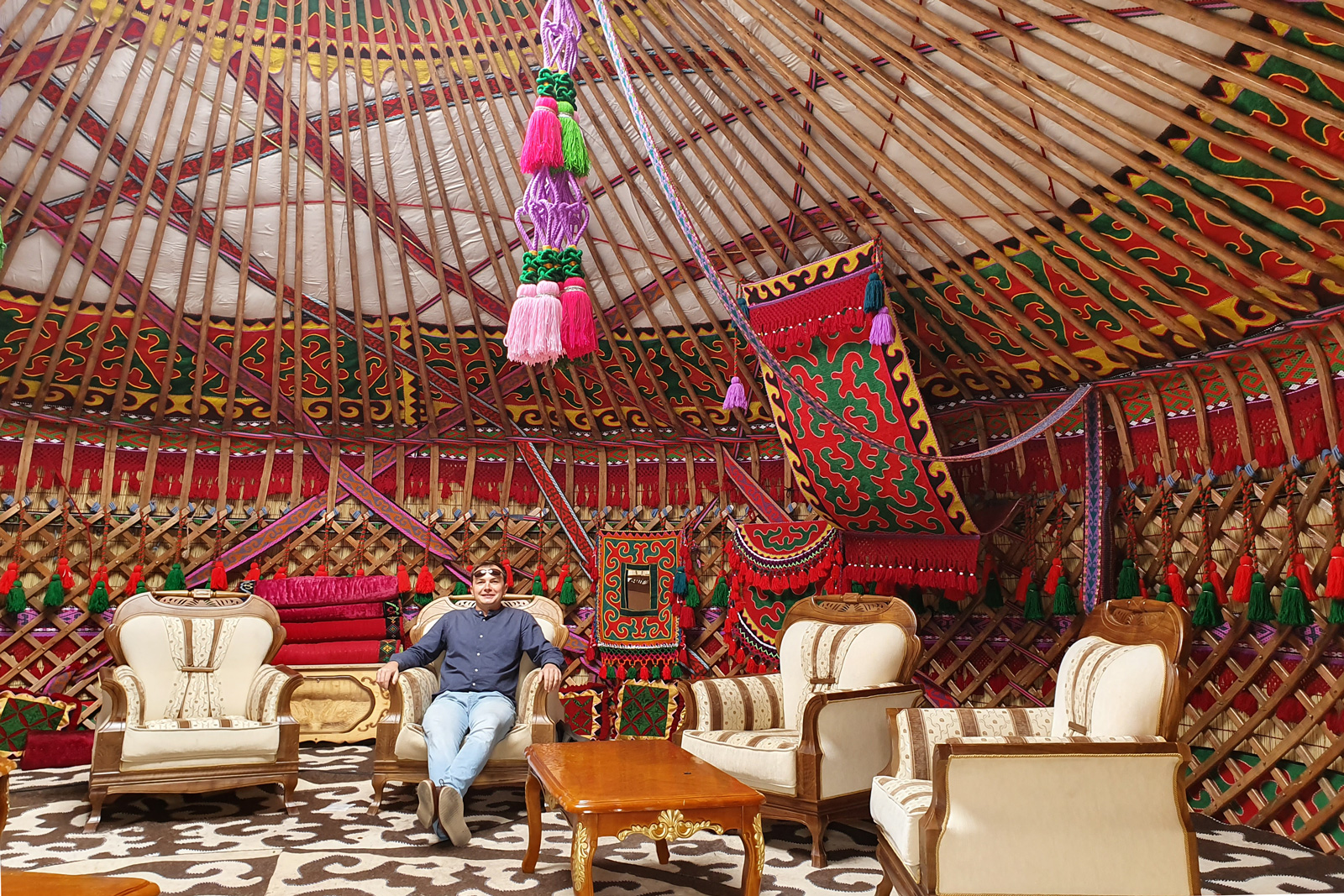 Невероятный Кыргызстан на максималках от Бишкека до Памира с внутр.перелетом (35/90)