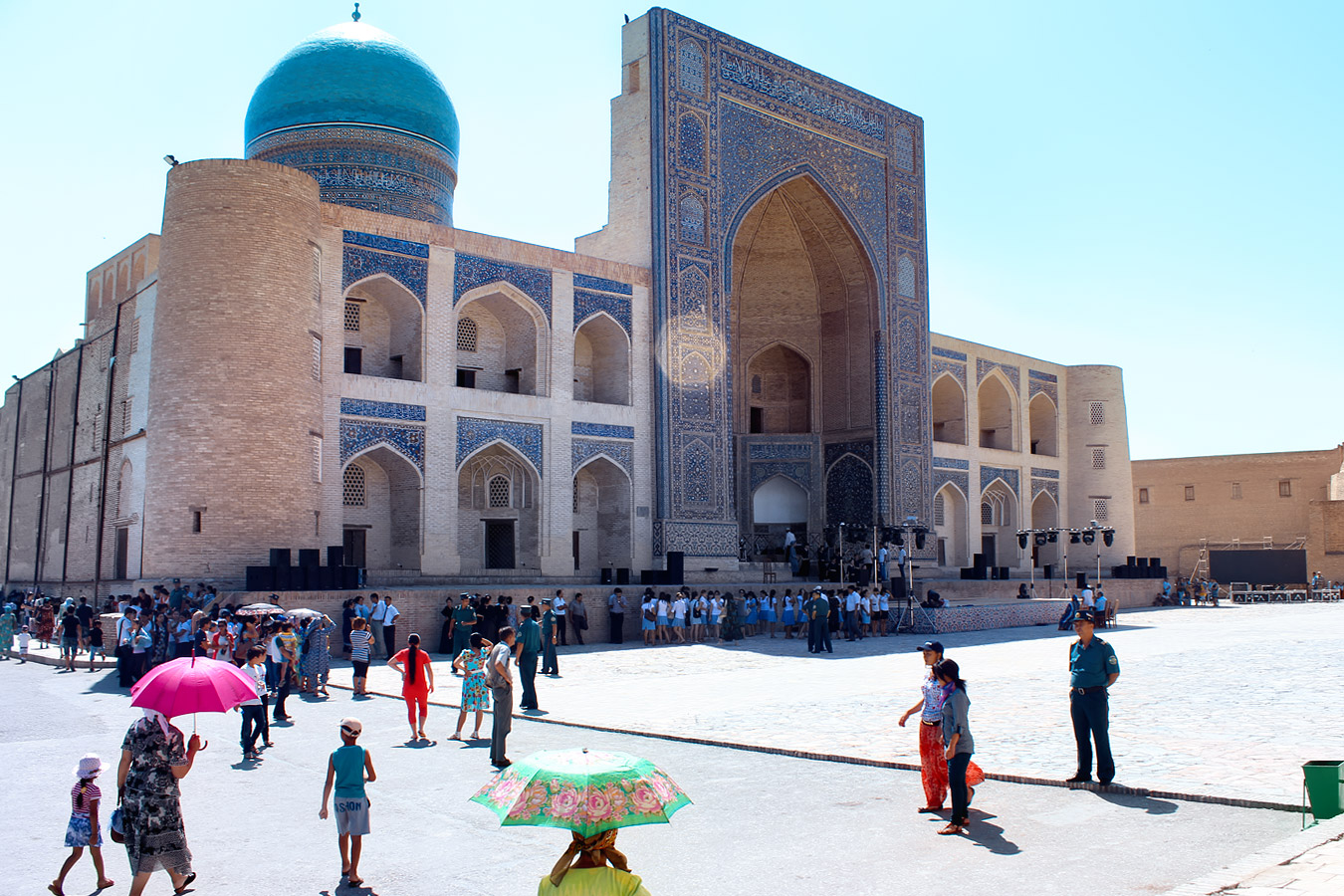 Имперские Города Эпохи Тамерлана: Ташкент, Самарканд, Бухара, Гиждуван. (24/73)