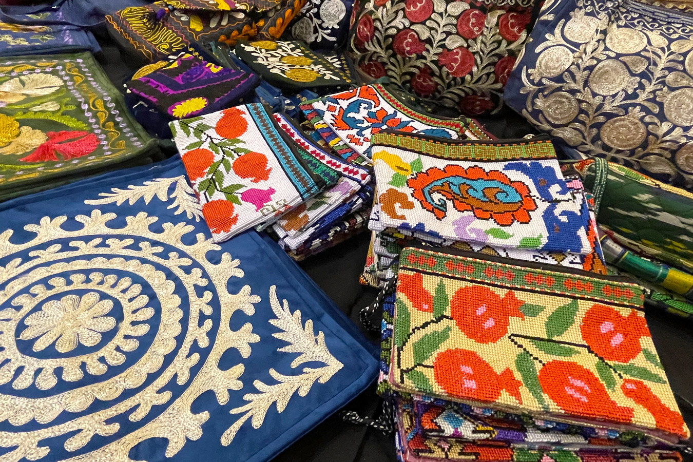 Имперские Города Эпохи Тамерлана: Ташкент, Самарканд, Бухара, Гиждуван. (52/73)