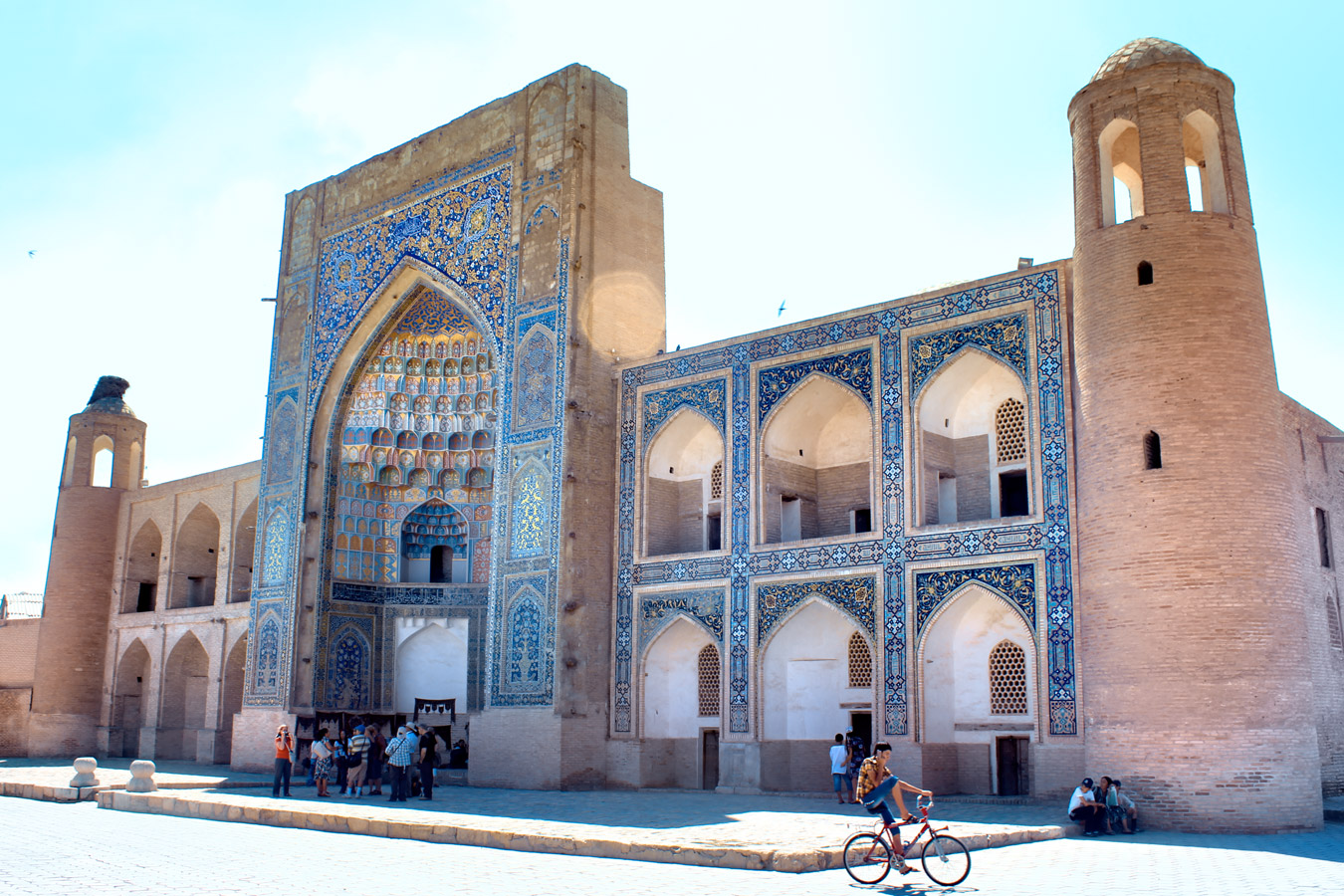 Имперские Города Эпохи Тамерлана: Ташкент, Самарканд, Бухара, Гиждуван. (23/73)