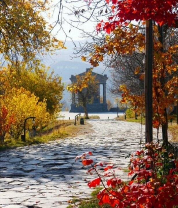 Осеннее солнце Армении (8/48)