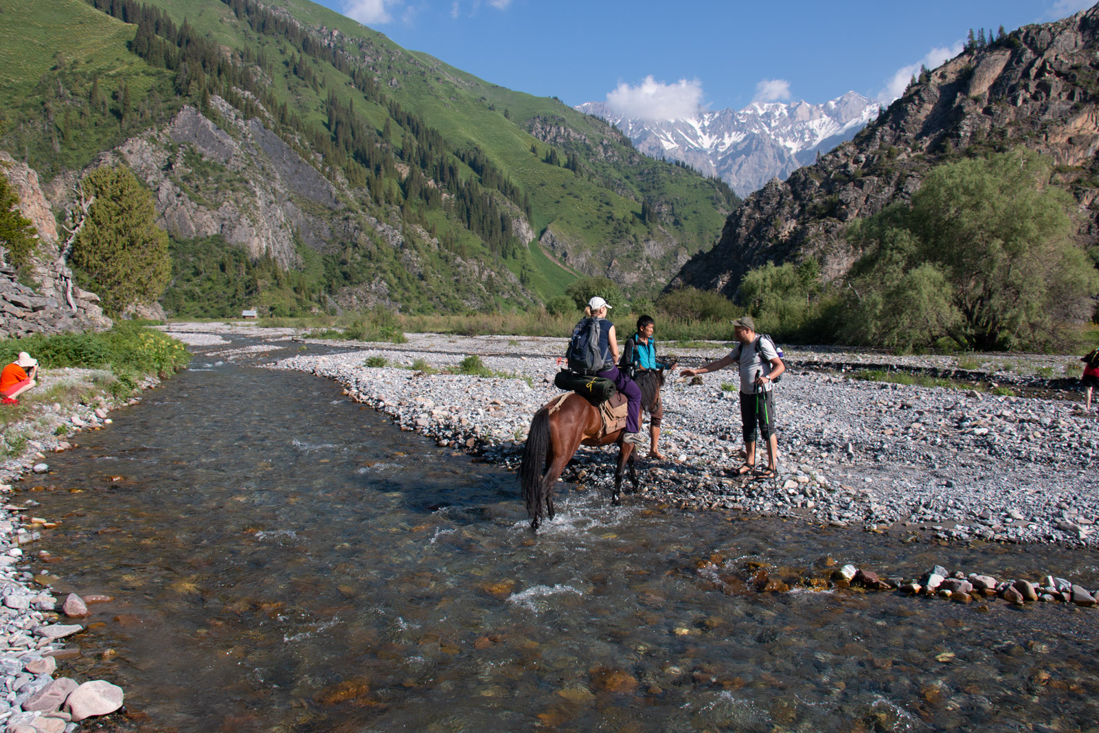 Красивейший треккинг налегке к озеру Сары-Челек - жемчужине Тянь-Шаня. (9/57)