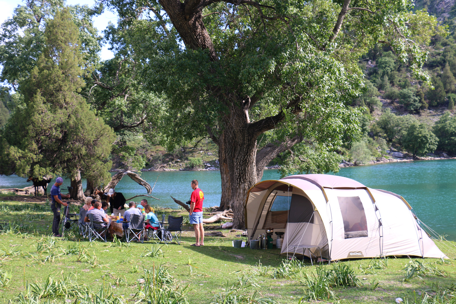 Красивейший треккинг налегке к озеру Сары-Челек - жемчужине Тянь-Шаня. (15/57)