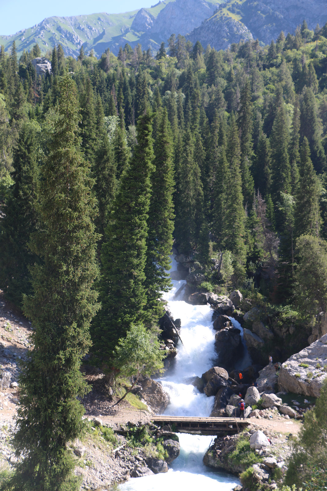 Красивейший треккинг налегке к озеру Сары-Челек - жемчужине Тянь-Шаня. (7/57)