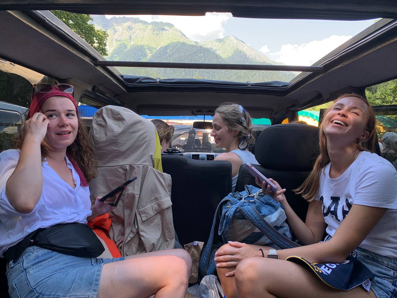 Вах! Легендарный джип-тур по-Абхазски + Малая Рица (97/137)