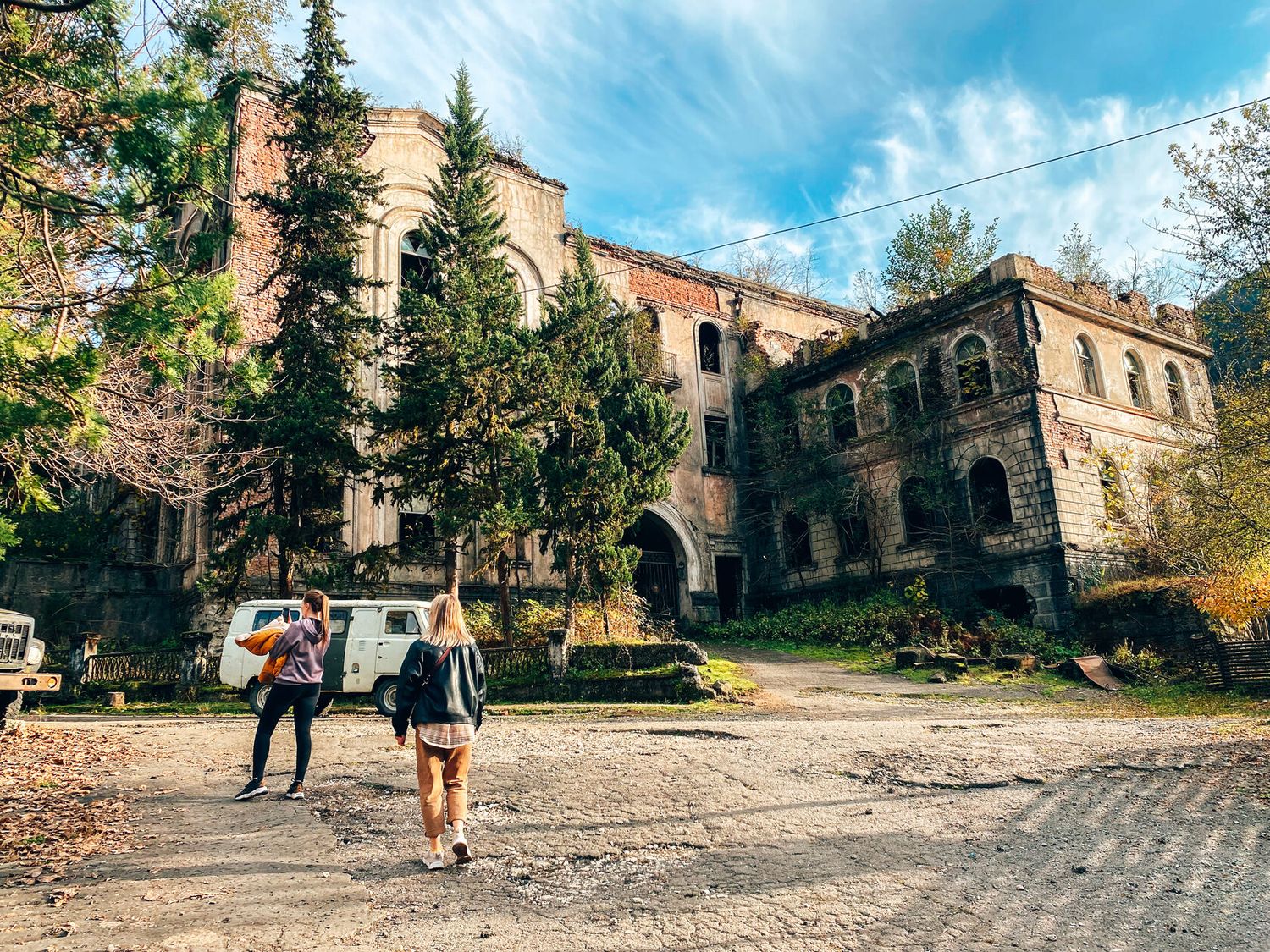 Вах! Легендарный джип-тур по-Абхазски + Малая Рица (81/137)