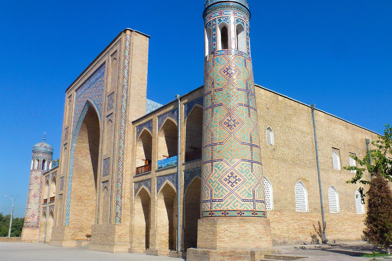 По следам караванов Великого шелкового пути: Узбекистан и Киргизия с внутр. а/б (58/102)