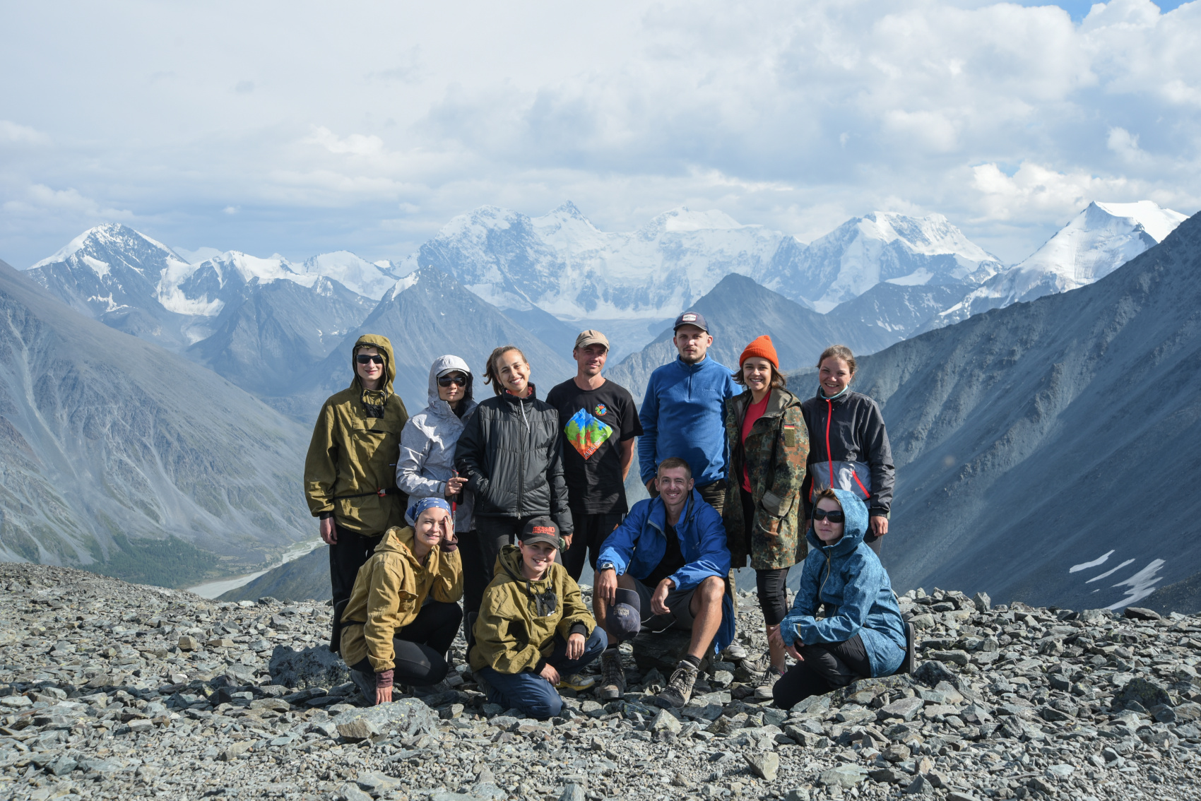 Треккинг к базовому лагерю Белухи (2/78)