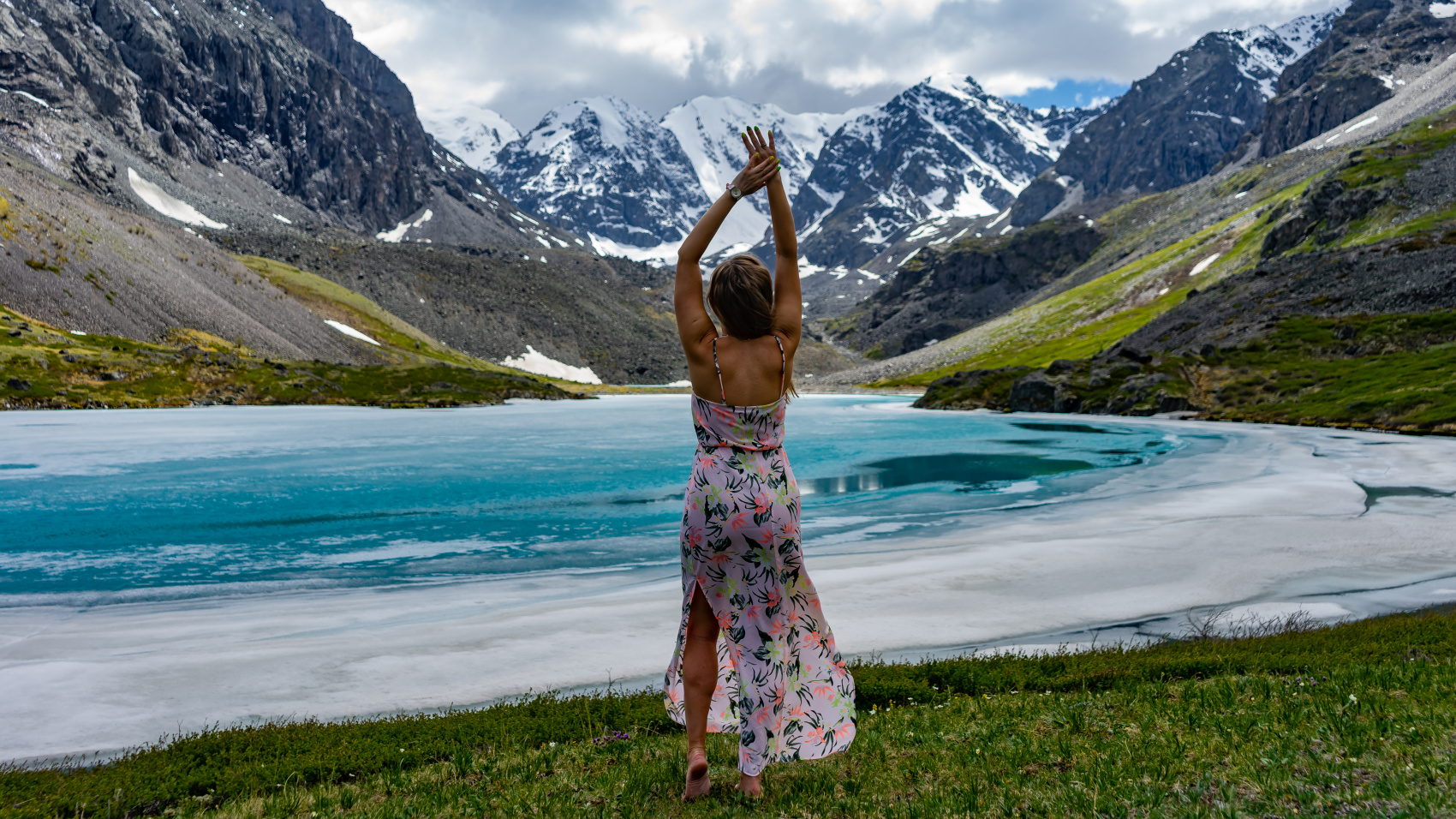 Треккинг в долину Маашей и озерам Каракабак (13/76)