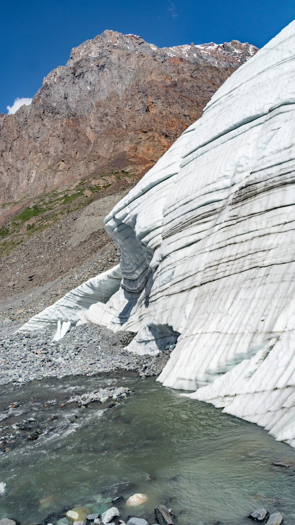Треккинг в долину Маашей и озерам Каракабак (27/76)