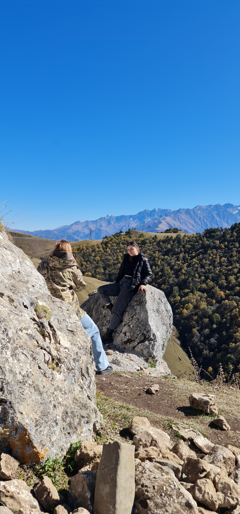 Великолепие гор, кавказская кухня и тёплая компания. Путешествие по трем республикам (16/39)