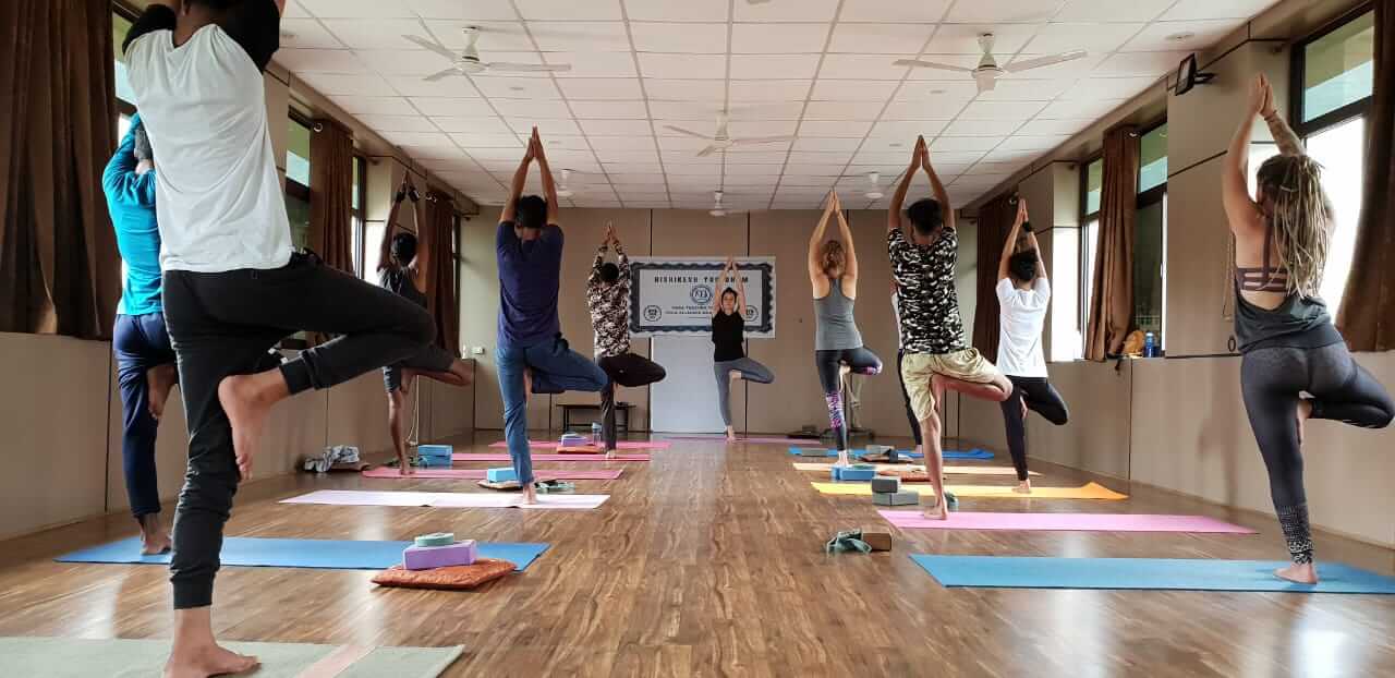  Тур по йоге и медитации (3/20)