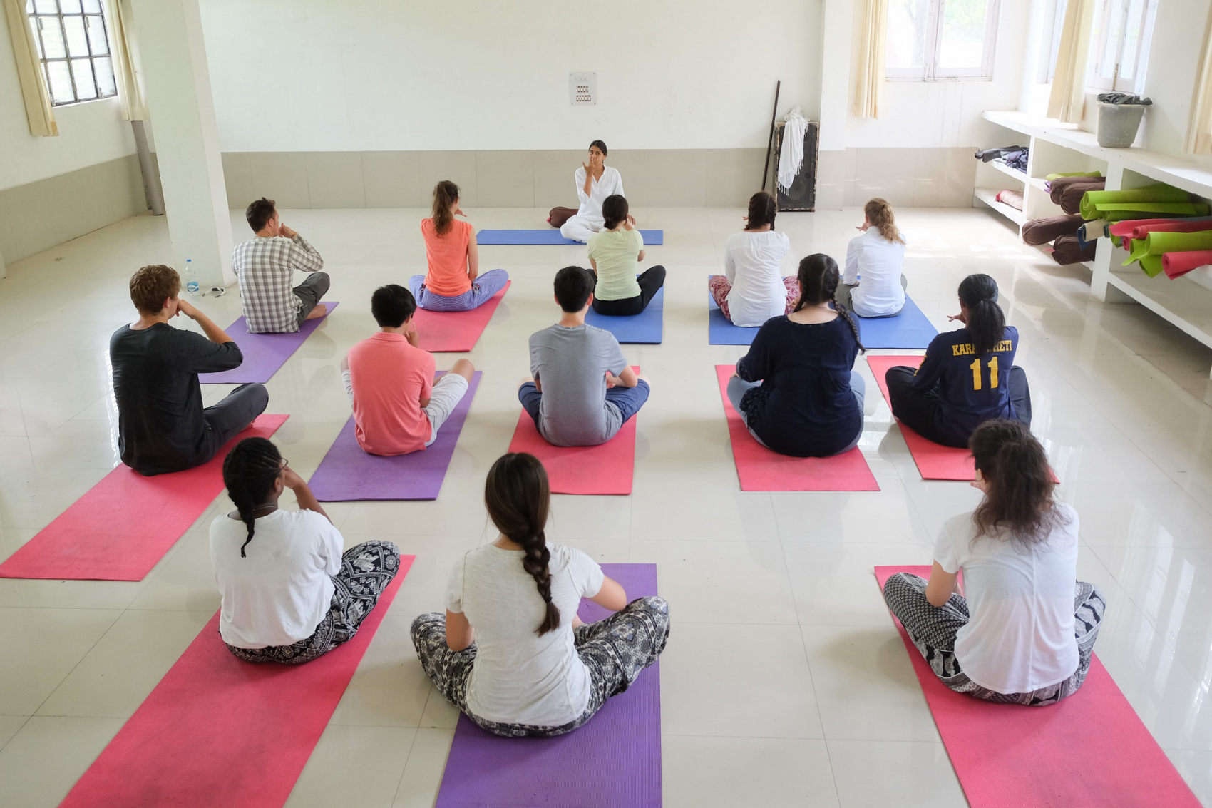  Тур по йоге и медитации (4/20)