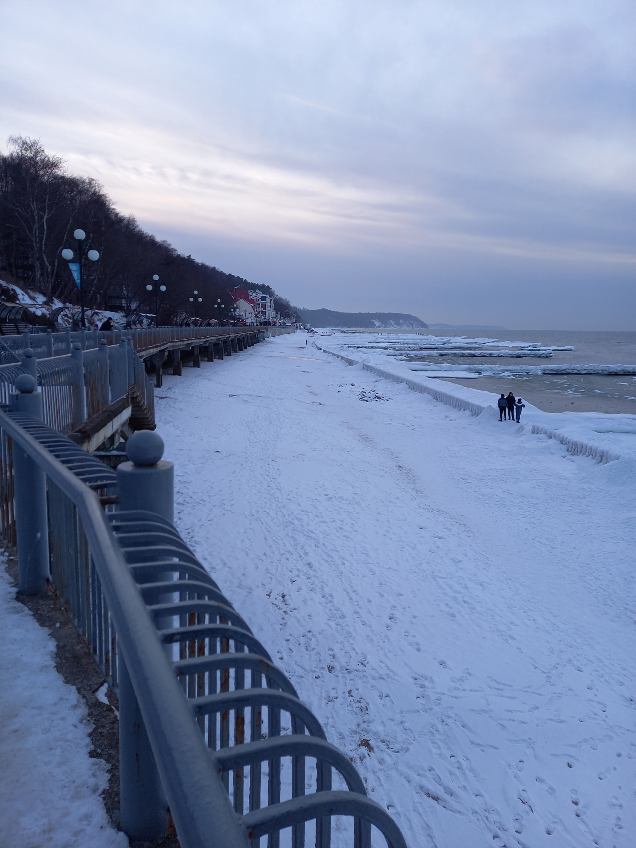 Новый год в сказочном Светлогорске на берегу Балтийского моря (8/32)