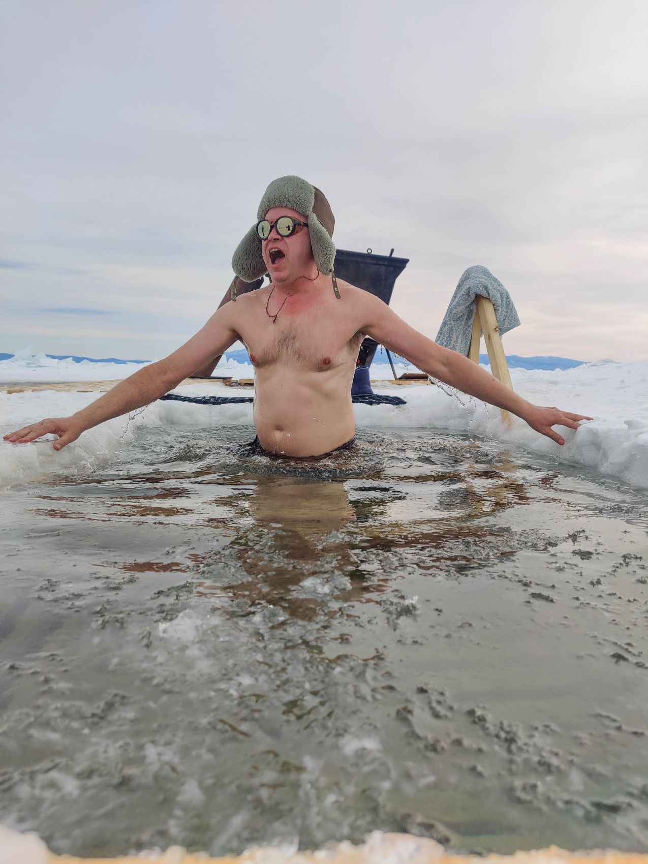 Бурятия Байкал по Максимуму п/о. Св. Нос  Лед Горы Баргузин (25/92)