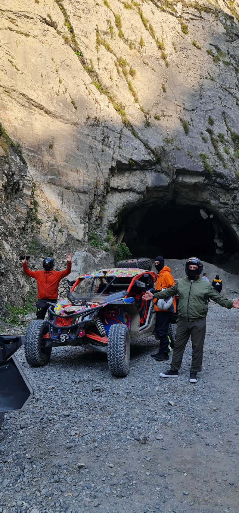 Ешь. Восхищайся. Люби. Путешествие по Кавказу. (190/230)