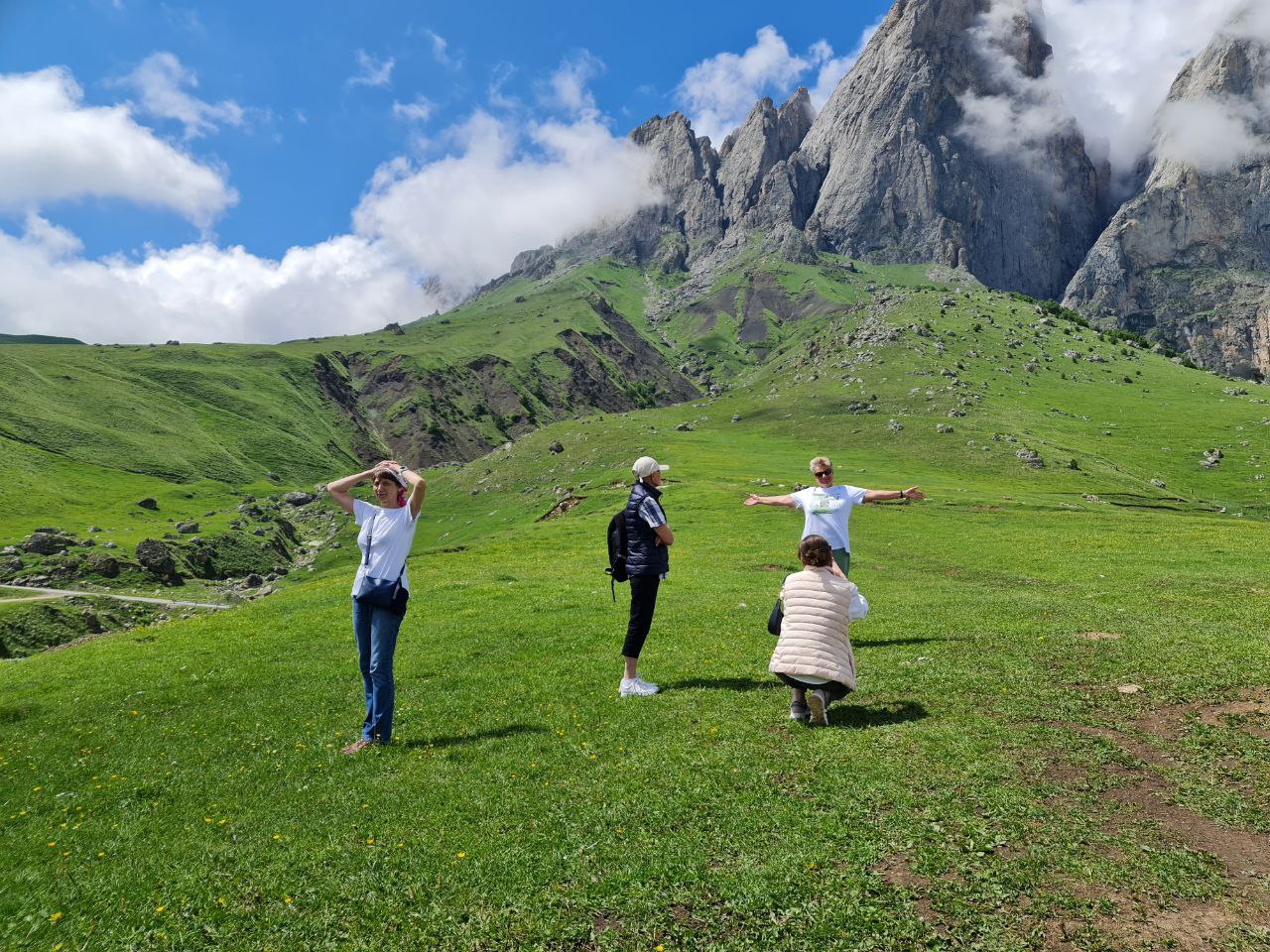 Ешь. Восхищайся. Люби. Путешествие по Кавказу. (73/230)