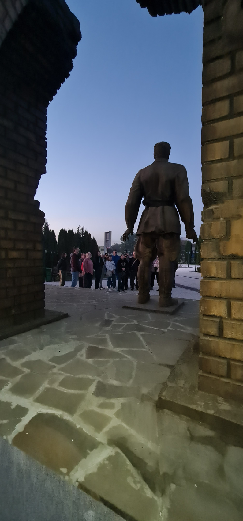 Ешь. Восхищайся. Люби. Путешествие по Кавказу. (88/230)