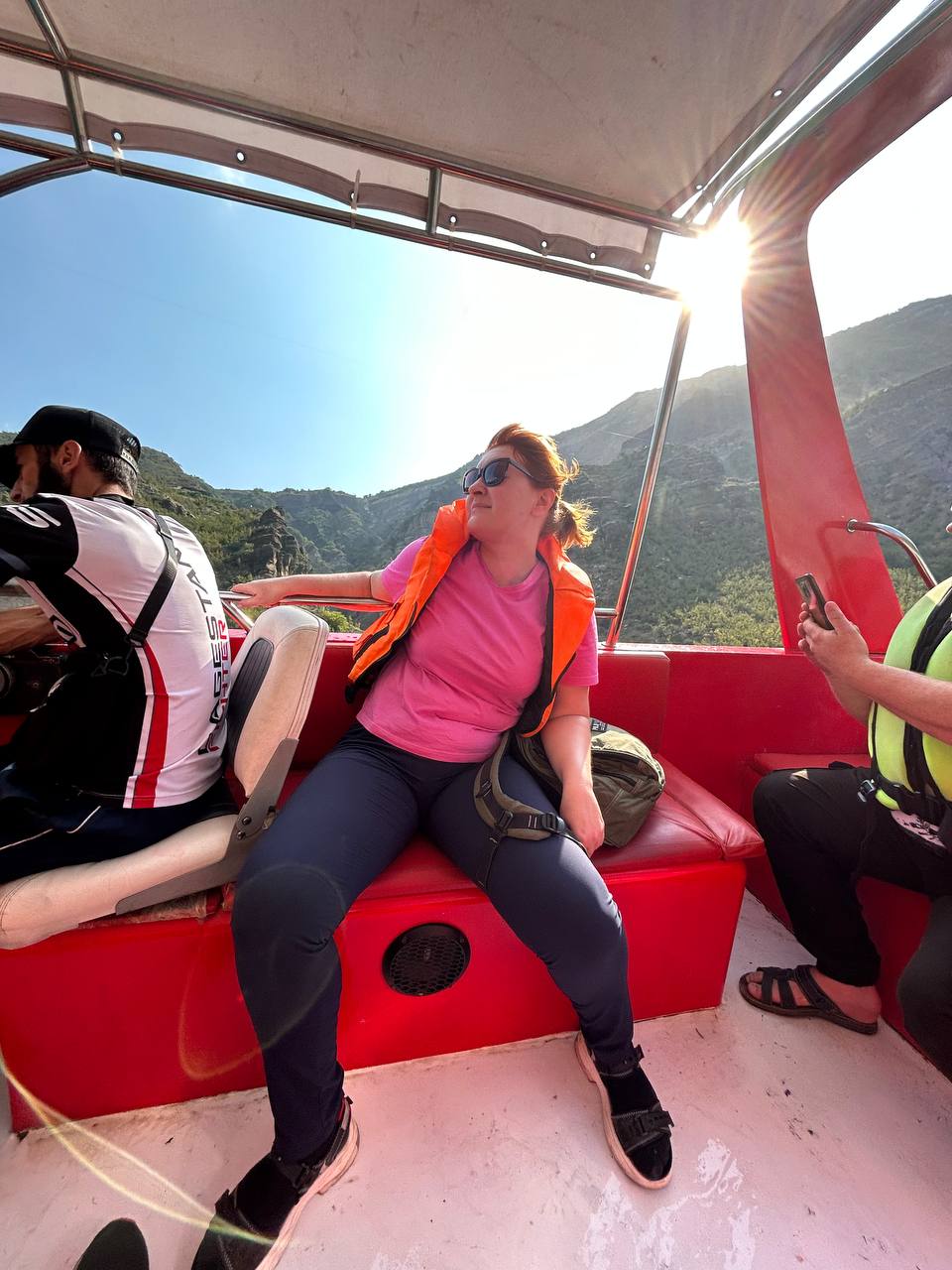 Ешь. Восхищайся. Люби. Путешествие по Кавказу. (44/230)