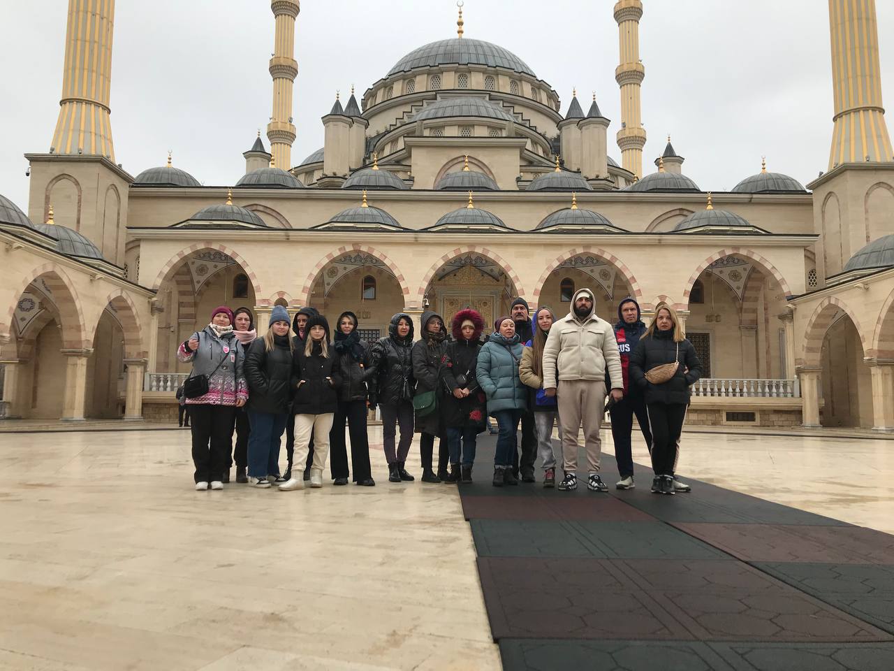 Ешь. Восхищайся. Люби. Путешествие по Кавказу. (69/230)