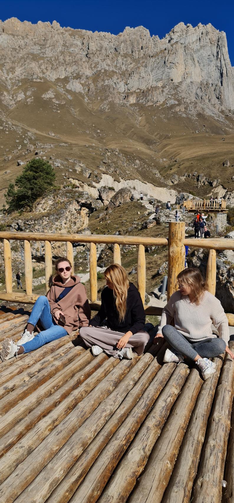 Ешь. Восхищайся. Люби. Путешествие по Кавказу. (106/230)