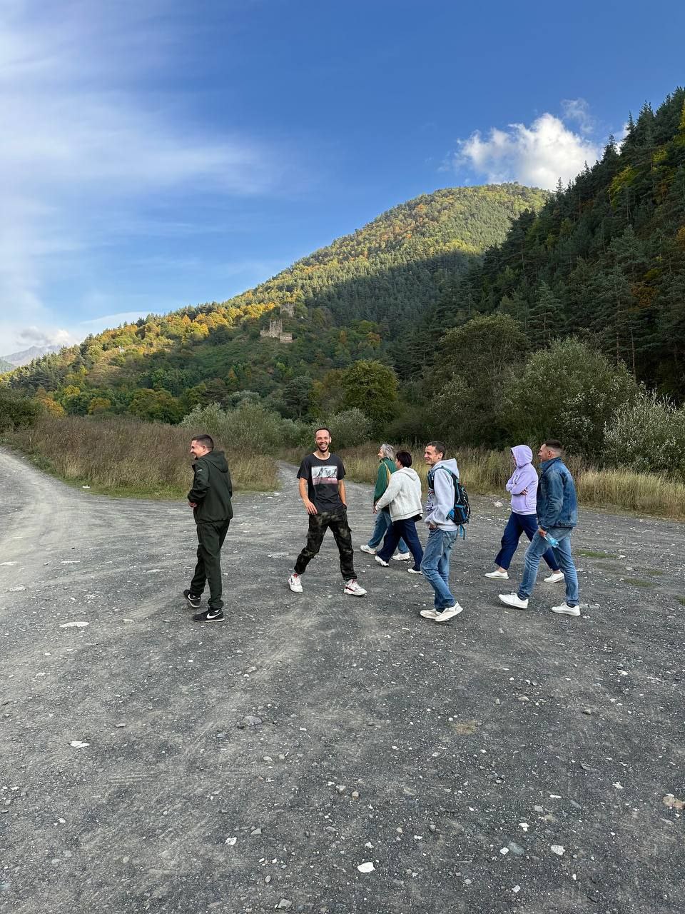 Ешь. Восхищайся. Люби. Путешествие по Кавказу. (211/230)