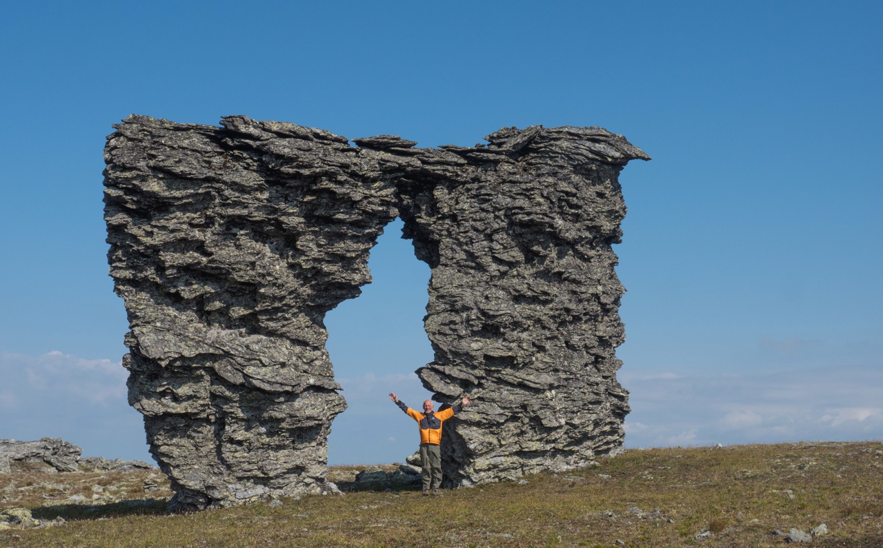 Комбинированный пеше-вертолётный тур на плато Маньпупунёр (16/50)